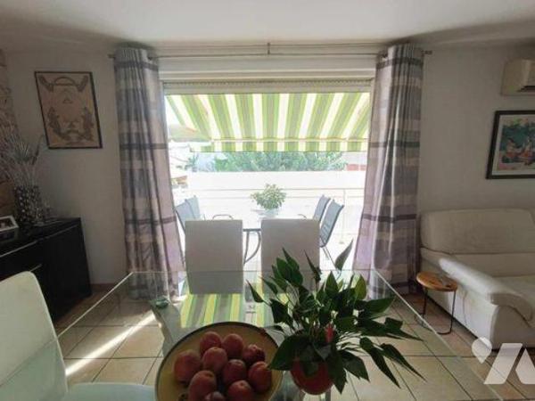 Pierrelatte, Appartement Duplex en centre-Ville.