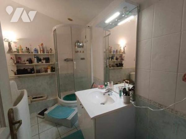 Pierrelatte, Appartement Duplex en centre-Ville.