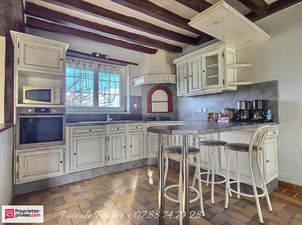 Charmante longère - 7 200 m² de terrain - VERNANTES (49390)