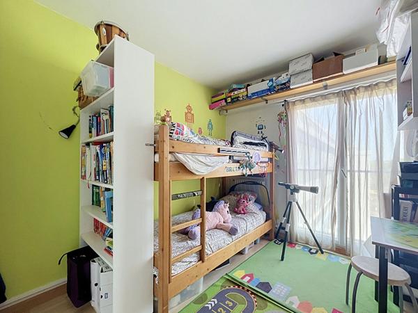 Appartement 3 pièces à vendre à Saint Herblain - Bellevue, dernier étage avec balcon