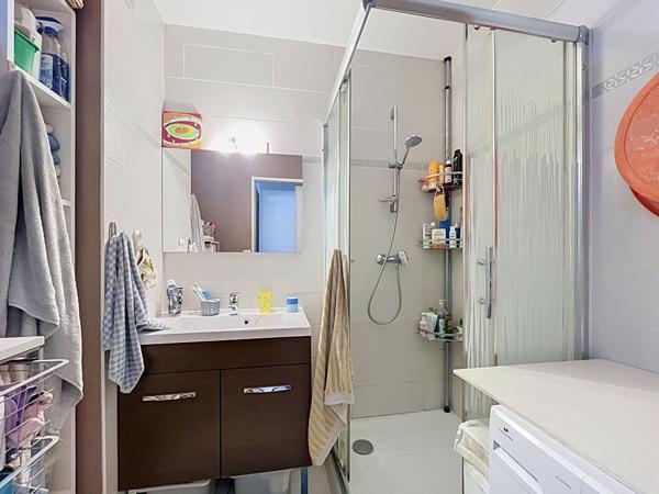 Appartement 3 pièces à vendre à Saint Herblain - Bellevue, dernier étage avec balcon