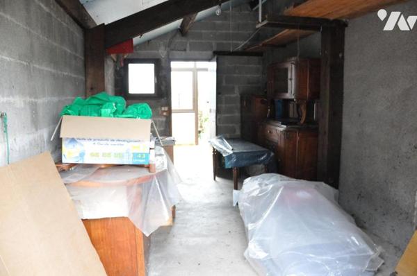 IBOS, maison de plain pied T5, trois chambres, 88 m2,  combles aménageables de 65 m2, jardin. 