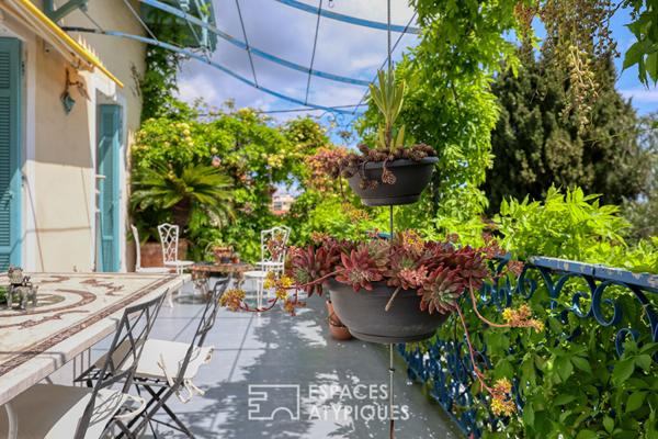 Haut de villa au cachet d’antan avec jardin privatif