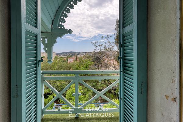 Haut de villa au cachet d’antan avec jardin privatif