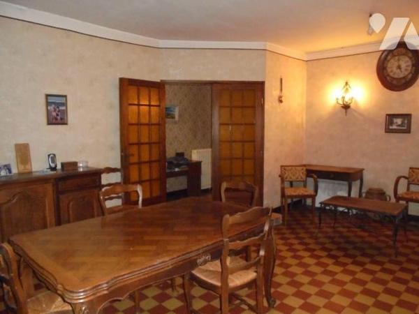 Maison à Vendre à Beaugency (45190) en Loiret (45)

Maison de ville atypique de 135 m2 à réno...