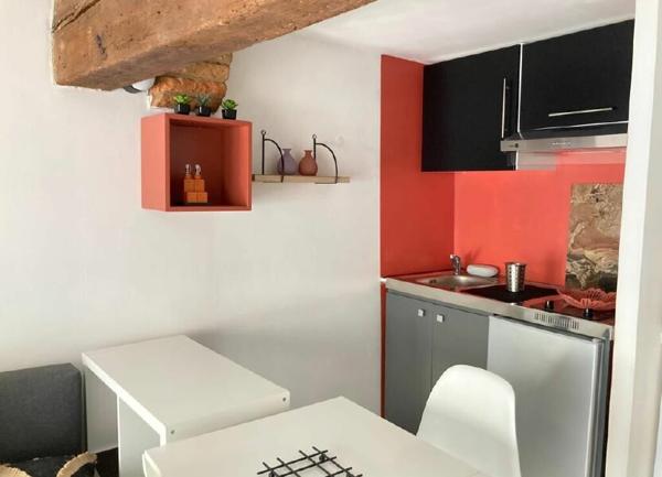 Appartement à louer    1 pièce • 16,27 m2    Toulouse