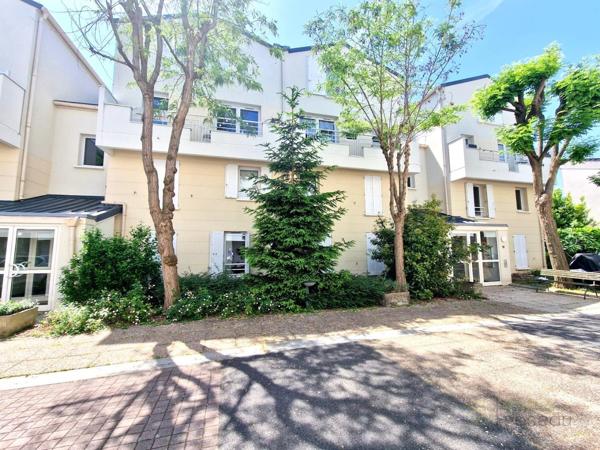 Maison à MONTREUIL (93100)