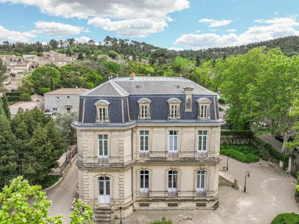 Nîmes, Hôtel particulier 9 Chambres -  450 m² à vendre