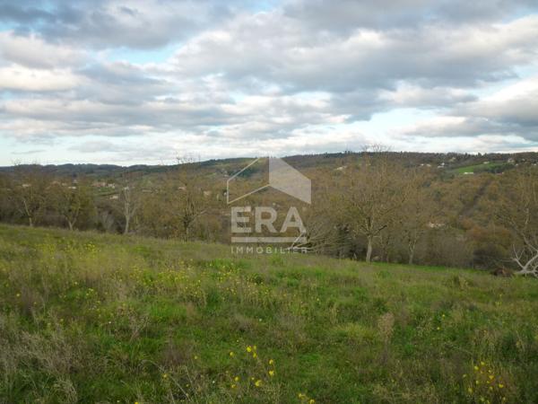 Terrain à bâtir de 1.211m2 à Figeac