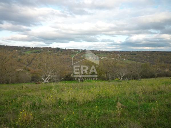 Terrain à bâtir de 1.211m2 à Figeac