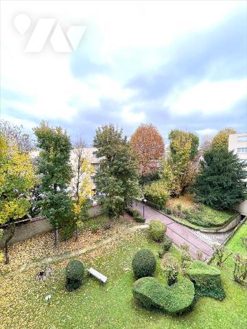 Appartement 3 pièces – 68 m² – Balcon – Cave – Stationnement – Résidence arborée