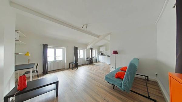 Appartement 1 pièce                                        - 42000 Saint-Étienne Réf : 12682