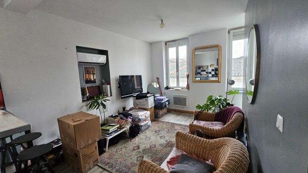 AGEN 47000 immeuble 5 pièce(s) 108.55 m2