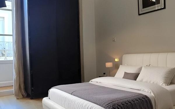 Appartement à vendre    3 pièces • 75,85 m2 Nîmes