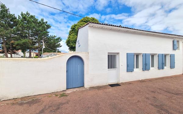 Maison à vendre    4 pièces •  Saint-Palais-sur-Mer