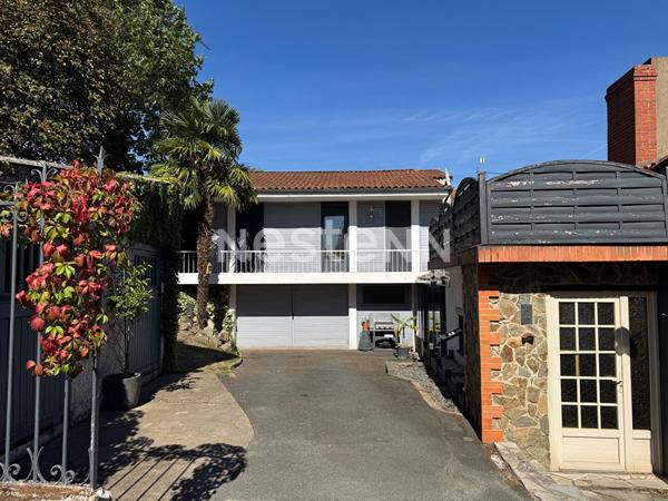 A vendre - Maison de caractère 155 m² - 3 chambres - Double garage - Chemillé - D6122