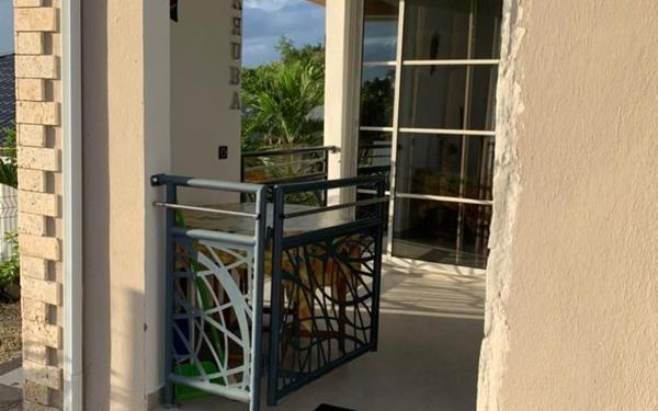Appartement à louer    3 pièces • 50 m2 Le Gosier