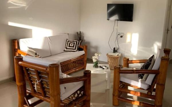 Appartement à louer    3 pièces • 50 m2 Le Gosier