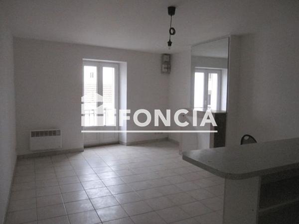 Location Studio 32.4 m² - 37 RUE PARMENTIER Dijon 21000