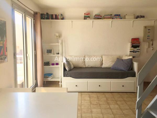 Vente                                                      Appartement
                        
                     2 pièces                      28 m2                     à Sainte-Maxime