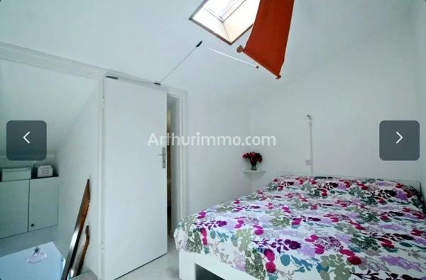 Vente                                                      Appartement
                        
                     2 pièces                      28 m2                     à Sainte-Maxime