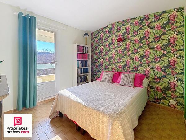 Rians VILLA T4 garage piscine sur 1200 m²