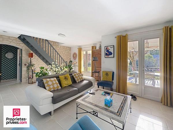 Rians VILLA T4 garage piscine sur 1200 m²