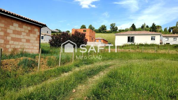 Terrain plat viabilisé dans une impasse Négociable