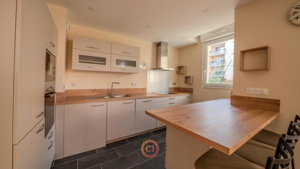 Appartement 3 pièce(s) 2 chambre(s) 74 m²