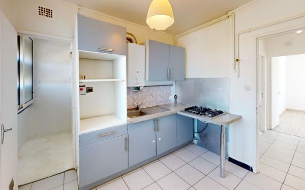 Appartement à vendre    4 pièces • 65,15 m2 Bron