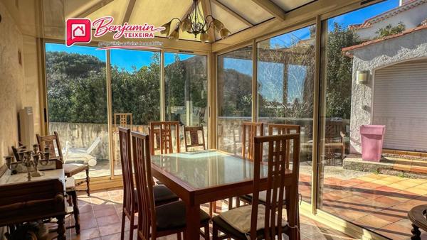 Villa Sainte Maxime 6 pièce(s) 117 m2 - Garage 27m² - Vue mer - piscine