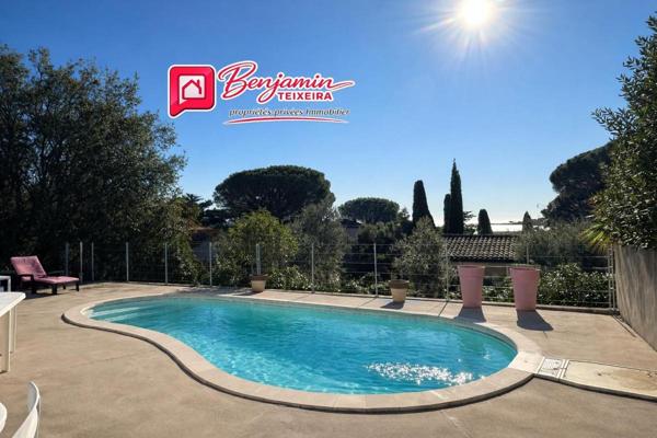Villa Sainte Maxime 6 pièce(s) 117 m2 - Garage 27m² - Vue mer - piscine