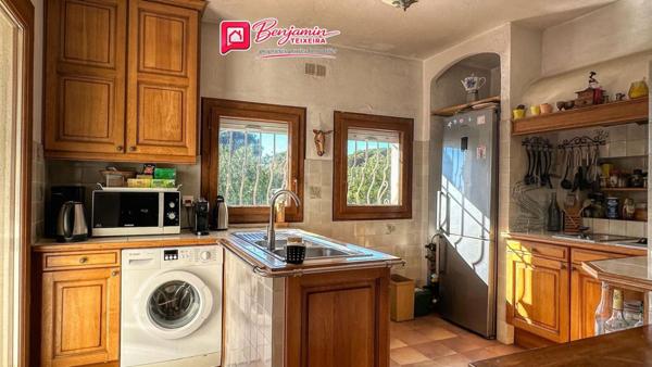 Villa Sainte Maxime 6 pièce(s) 117 m2 - Garage 27m² - Vue mer - piscine