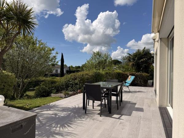 Maison traditionnelle Cozes 131.50 m²