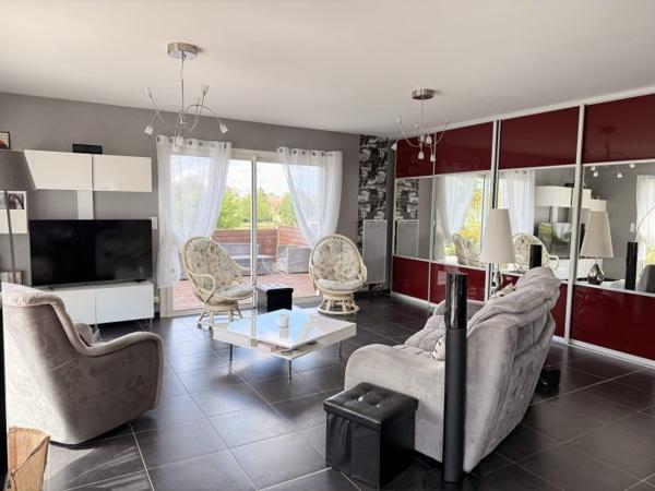 Maison traditionnelle Cozes 131.50 m²