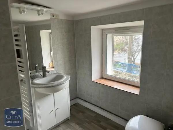 Appartement à louer 2 pièces 46m²