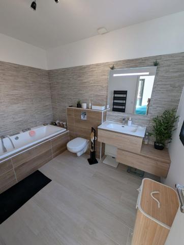 Maison à SOLLIES TOUCAS (83210)