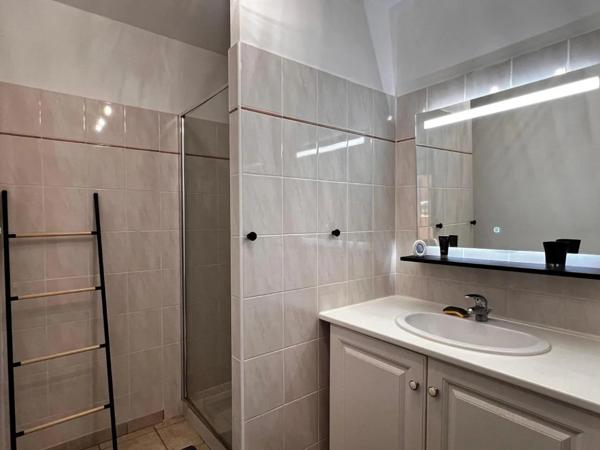 Appartement à louer à Vals-les-Bains (07600)