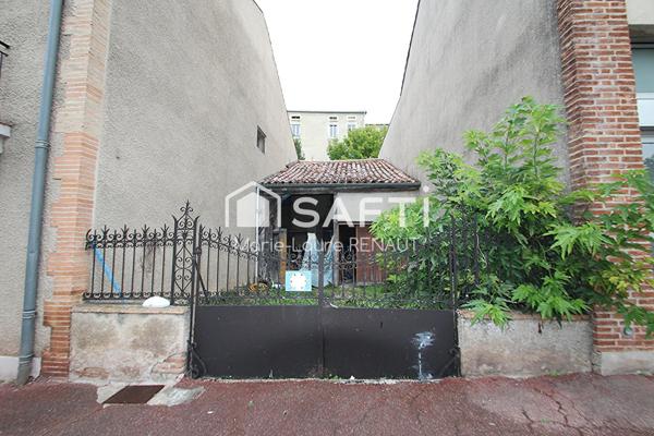 Maison de 200m² sur grand sous-sol de 200m², dépendance, terrasse et jardin