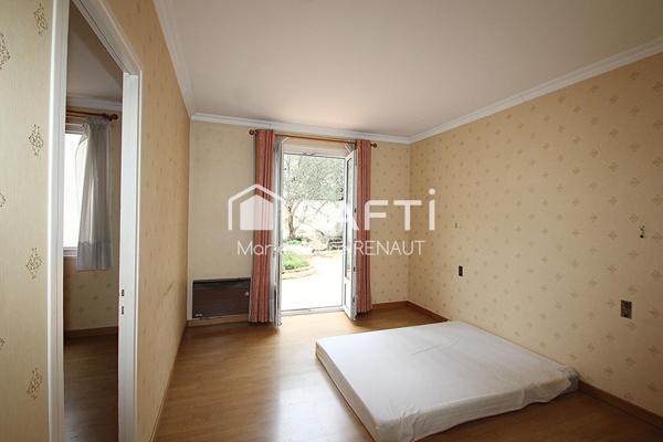 Maison de 200m² sur grand sous-sol de 200m², dépendance, terrasse et jardin