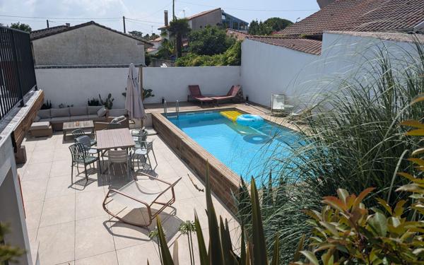 Maison à vendre    7 pièces •  Royan