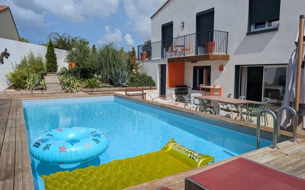 Maison à vendre    7 pièces •  Royan