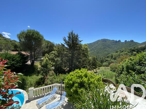 Maison à vendre 6 pièces 140 m² Fréjus