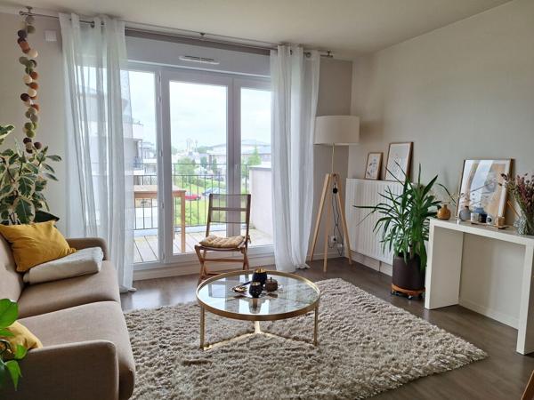 SAINT MALO APPARTEMENT  T2  AVEC BALCON VIDE A LOUER