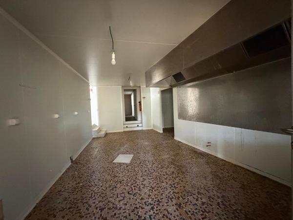Ancien restaurant emblématique à réinventer en maison familiale – Ingrandes