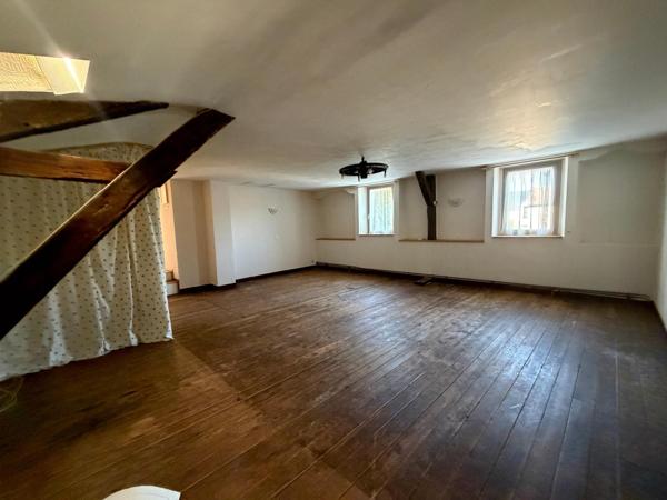 Ancien restaurant emblématique à réinventer en maison familiale – Ingrandes