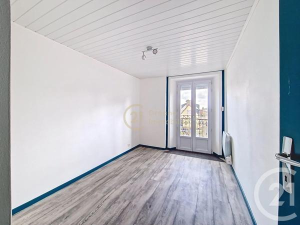 Maison à vendre  5 pièces - 111 m 2   ST MEEN LE GRAND  - 35