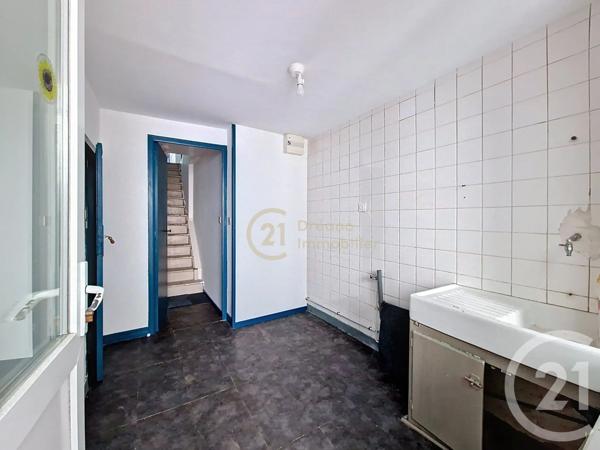 Maison à vendre  5 pièces - 111 m 2   ST MEEN LE GRAND  - 35
