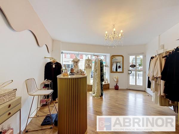 IMMEUBLE DE RAPPORT HYPER CENTRE 3 APPARTEMENTS + LOCAL COMMERCIAL-Rentabilité 8% TOURCOING