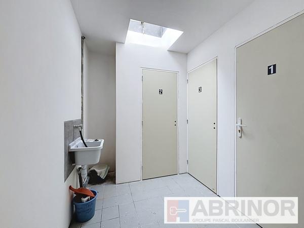 IMMEUBLE DE RAPPORT HYPER CENTRE 3 APPARTEMENTS + LOCAL COMMERCIAL-Rentabilité 8% TOURCOING